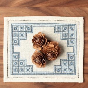 Avlea BitKit Rozain blue Cross Stitch